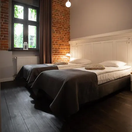 Atlasowy By Good Time Lodz